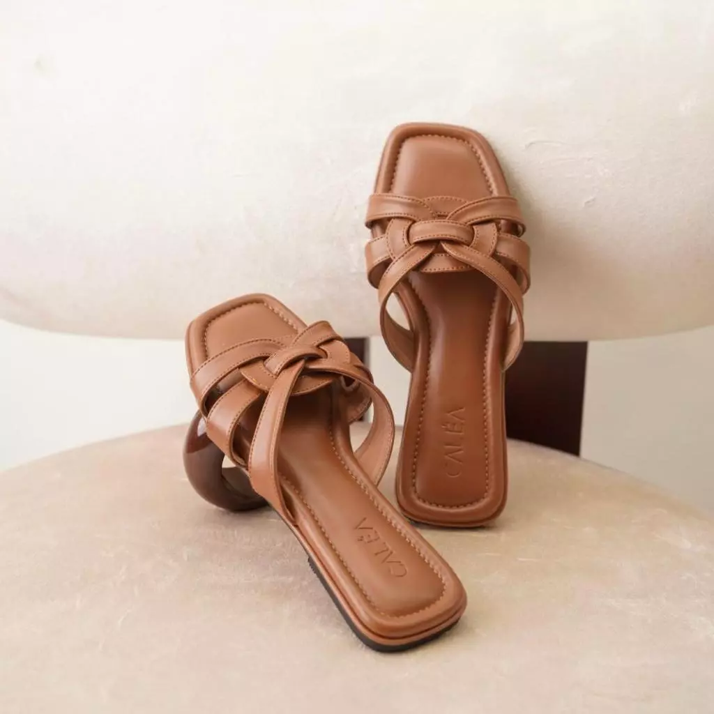 CALEA ARUM SANDALS 3